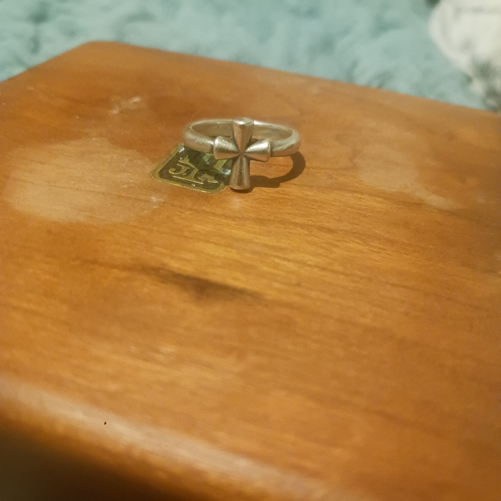 James avery retired st teresa ring